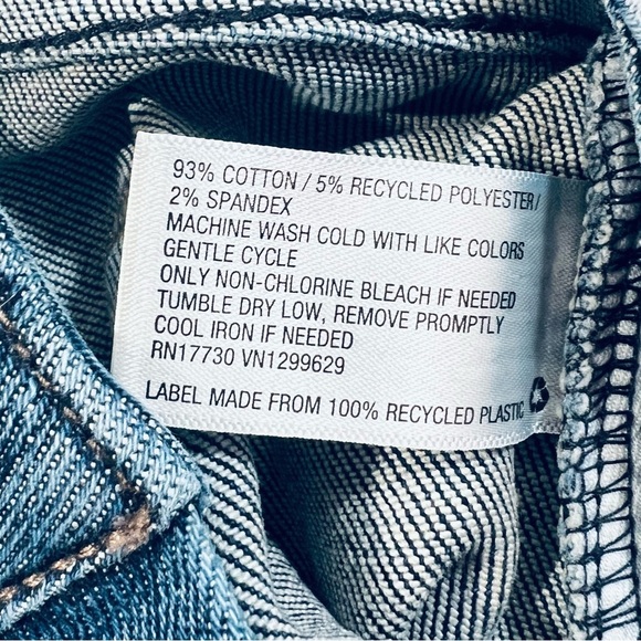 SOLD Ava & Viv Women’s High Waste Denim Shorts, Blue, Size 18, Brand New - Picture 9 of 9